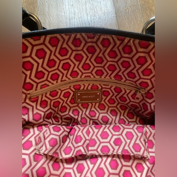 Nine West Bowling Style Satchel in Black EUC - Picture 5 of 7